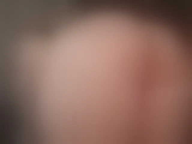 Live sex webcam photo for cutesoneckaaa #291058071