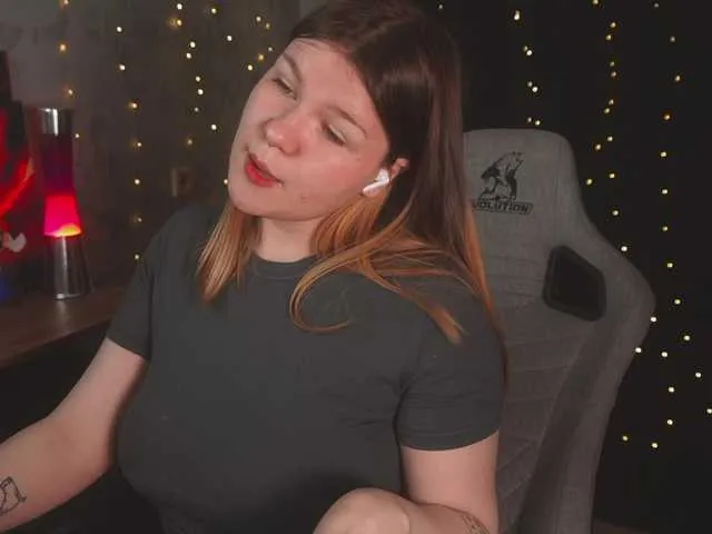 Live sex webcam photo for cutesoneckaaa #291162505