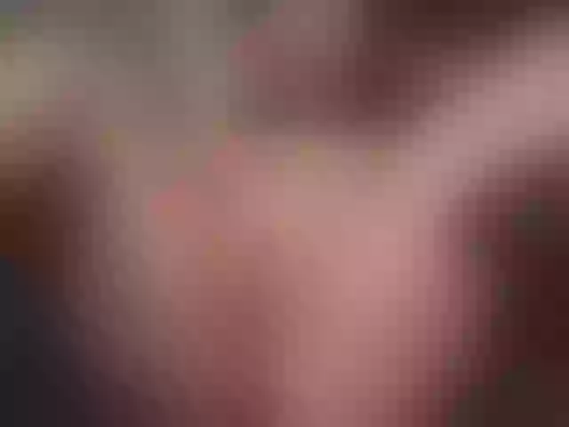 Live sex webcam photo for cutesoneckaaa #291397926