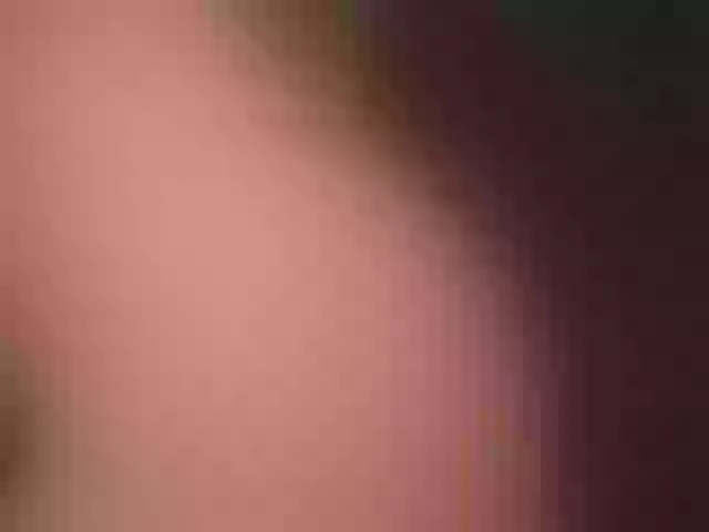 Live sex webcam photo for cutesoneckaaa #292101052