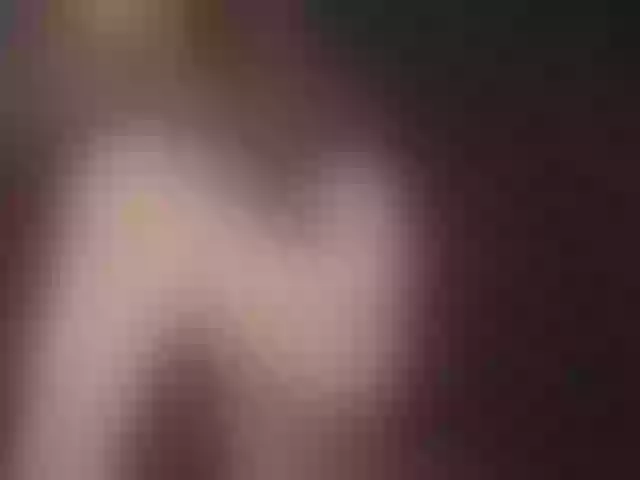 Live sex webcam photo for cutesoneckaaa #292113390
