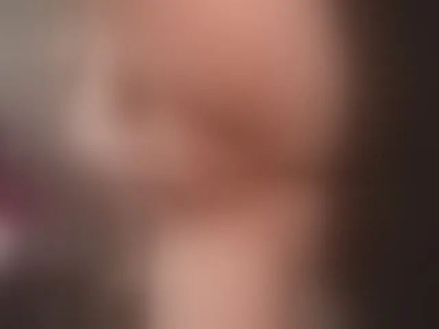 Live sex webcam photo for cutesoneckaaa #293479196