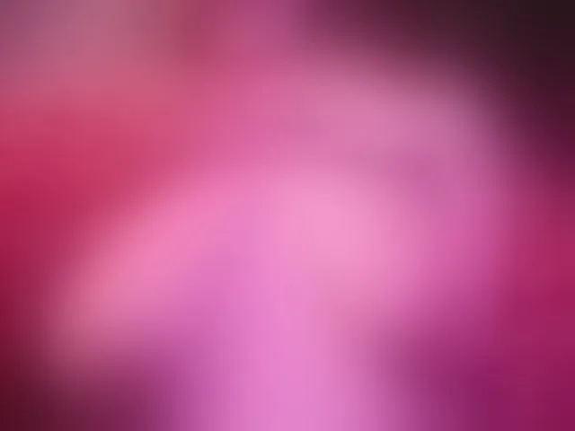 Live sex webcam photo for cutesoneckaaa #293596163