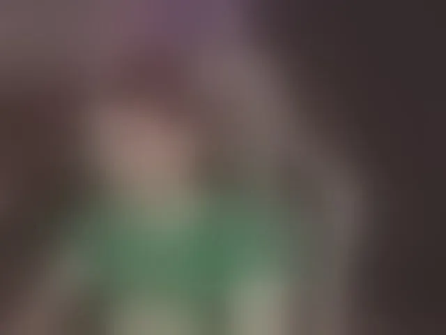 Live sex webcam photo for cutesoneckaaa #294152308