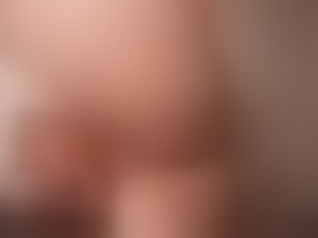 Live sex webcam photo for cutesoneckaaa #294318897