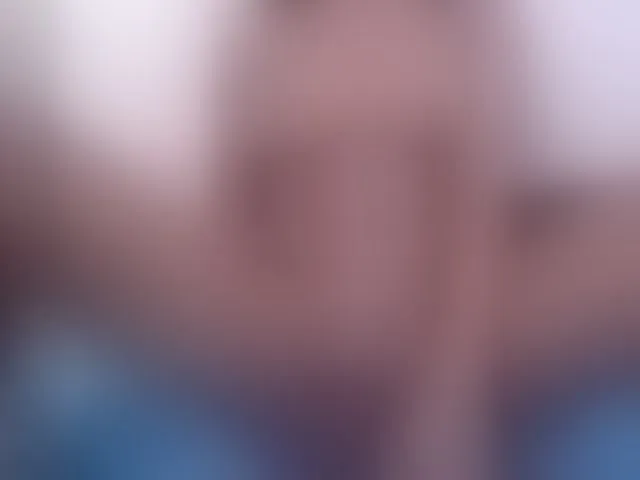 Live sex webcam photo for cutielittleebonyy #293640735