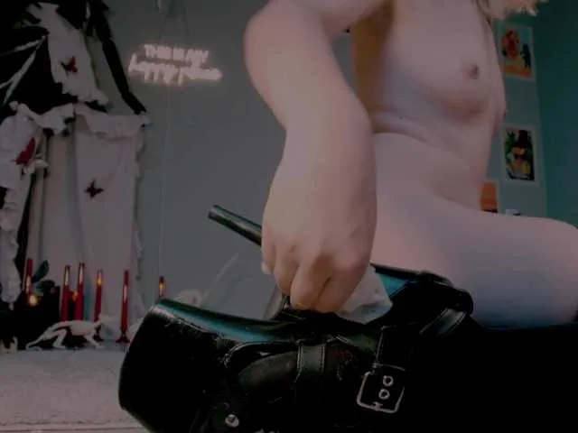 Live sex webcam photo for cyberannita #292106836