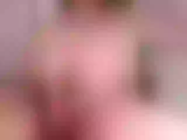 Live sex webcam photo for cyrilcb #291850378