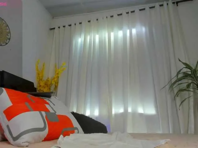 Live sex webcam photo for dakotacarvajal #292215340