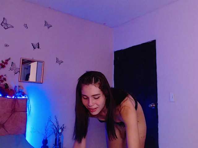 Live sex webcam photo for dakotaweed #277192512