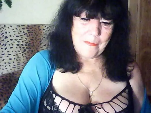 Live sex webcam photo for dame89 #294263102