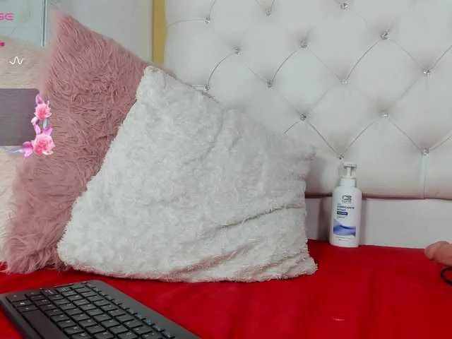 Live sex webcam photo for dani02 #291064233