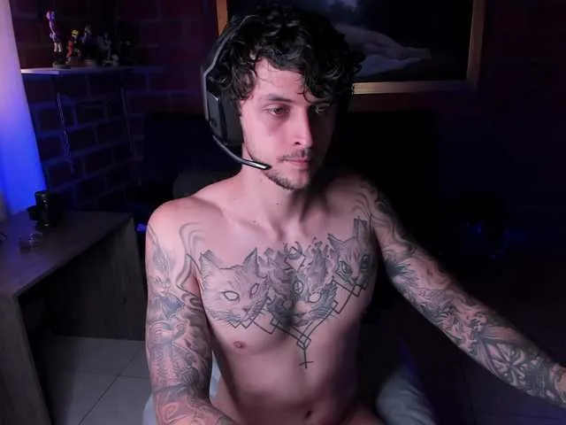 Live sex webcam photo for danielebunny #292021197