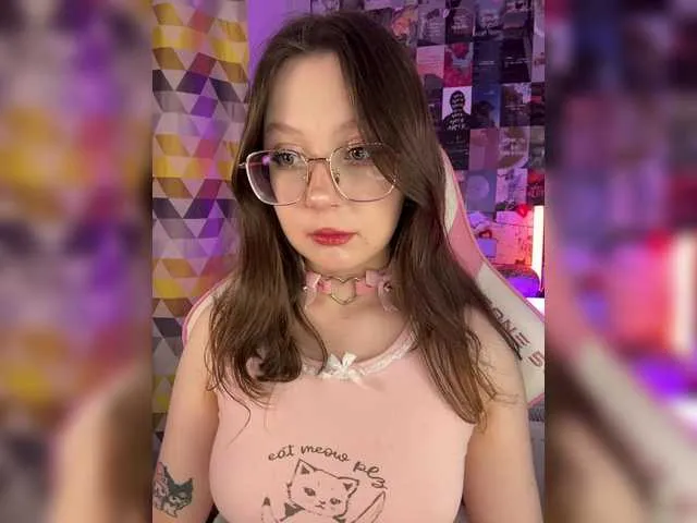 Live sex webcam photo for danilka128 #290609666