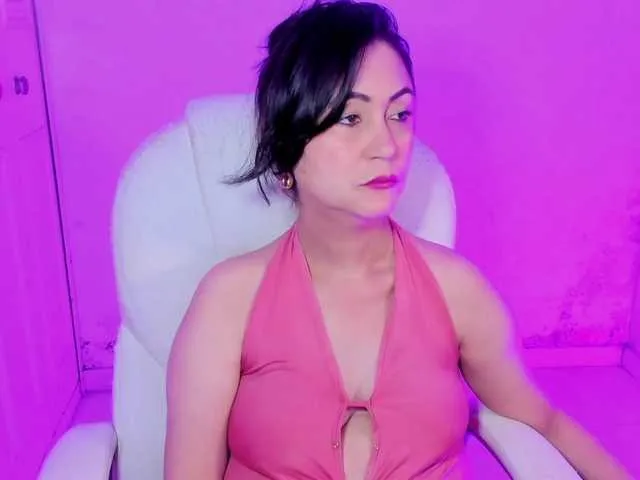 Live sex webcam photo for danisex46 #290645828