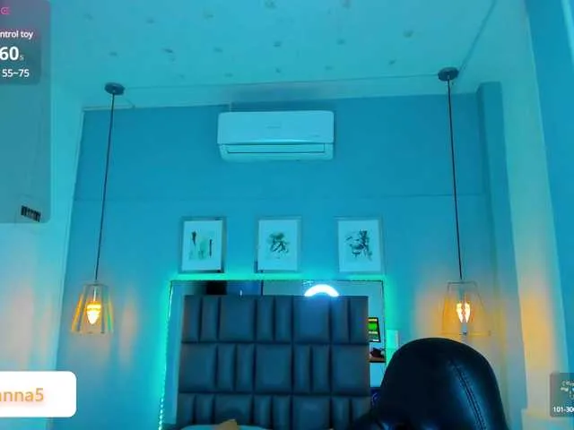 Live sex webcam photo for danna-roldann #290633967