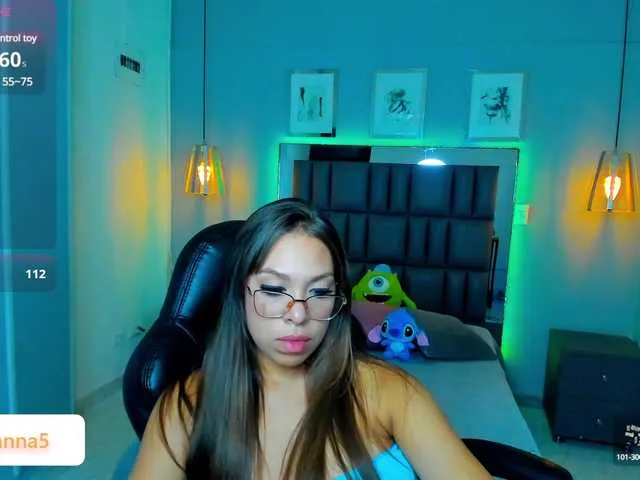 Live sex webcam photo for danna-roldann #290707899