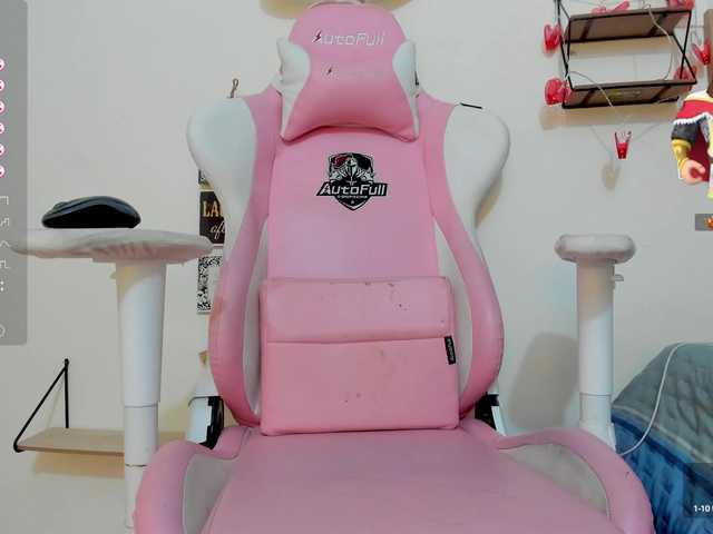 Live sex webcam photo for dannascott26 #291483791