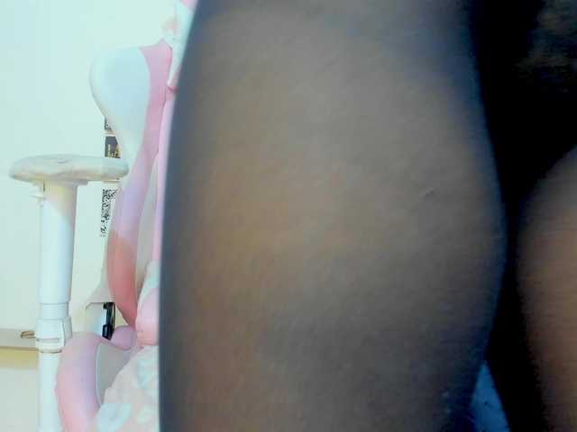 Live sex webcam photo for dannascott26 #291906955