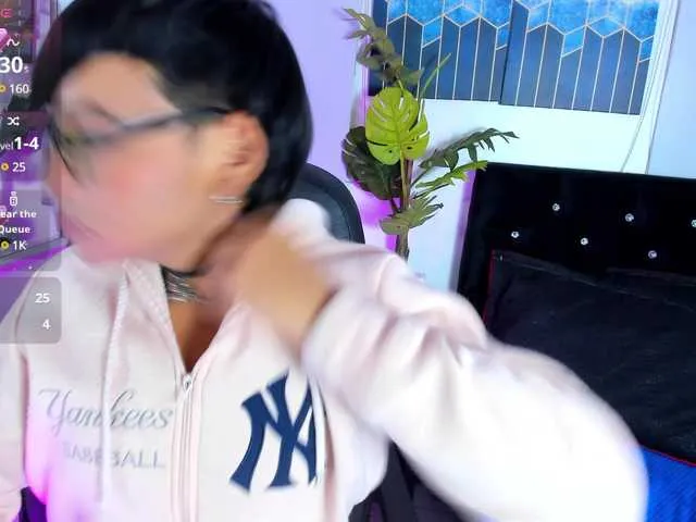 Live sex webcam photo for danny-hot-- #290664821