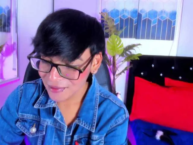 Live sex webcam photo for danny-hot-- #290746842