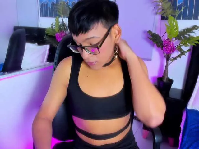 Live sex webcam photo for danny-hot-- #290905511