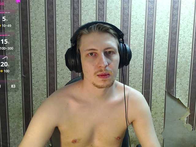 Live sex webcam photo for darienlarge #292042933