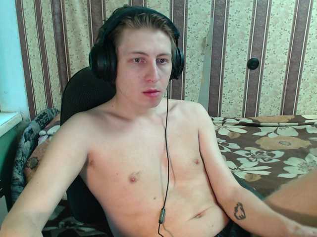 Live sex webcam photo for darienlarge #292119415