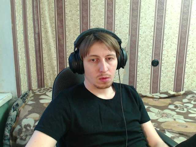 Live sex webcam photo for darienlarge #292375995