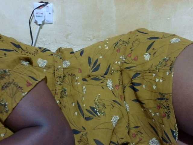 Live sex webcam photo for dark-princess1 #291708317