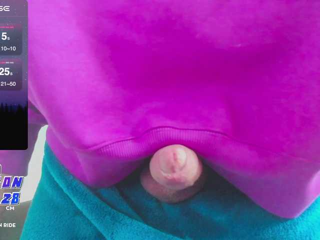 Live sex webcam photo for darkgreens #290439228