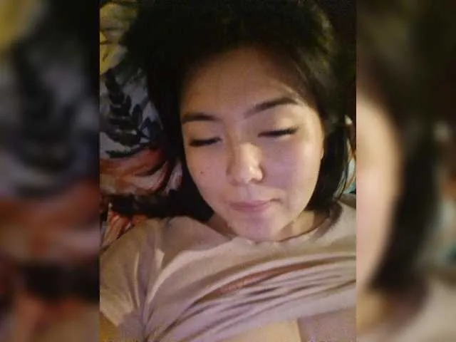 Live sex webcam photo for dasha922 #271780401