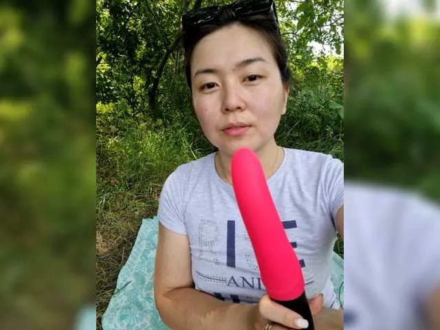 Live sex webcam photo for dasha922 #275698131