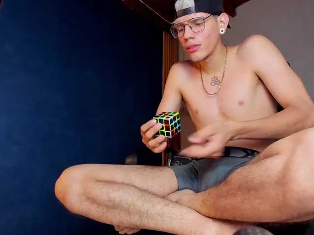 Live sex webcam photo for david-huge #291417430