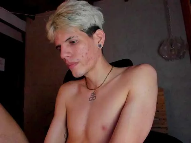 Live sex webcam photo for david-huge #291575914