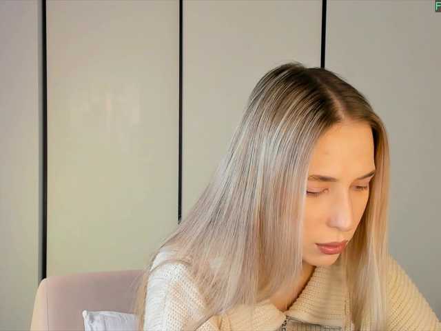 Live sex webcam photo for dawns-on #290379872