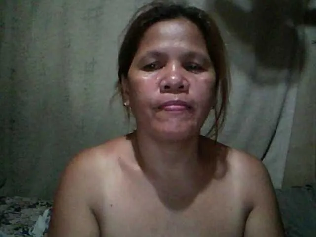Live sex webcam photo for dazzlingasian #275533121