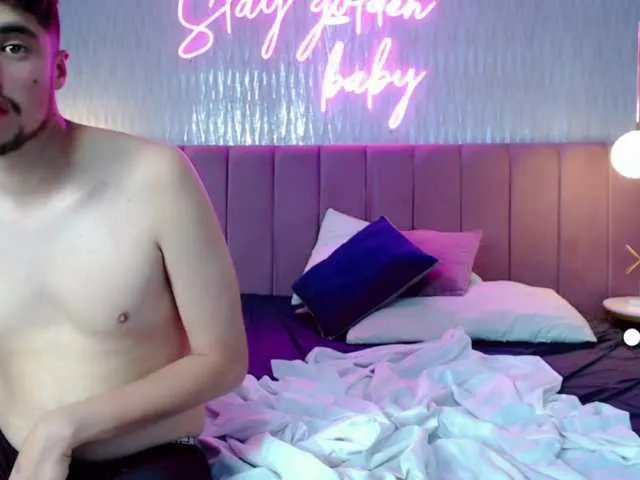 Live sex webcam photo for deeploverf1 #290598526
