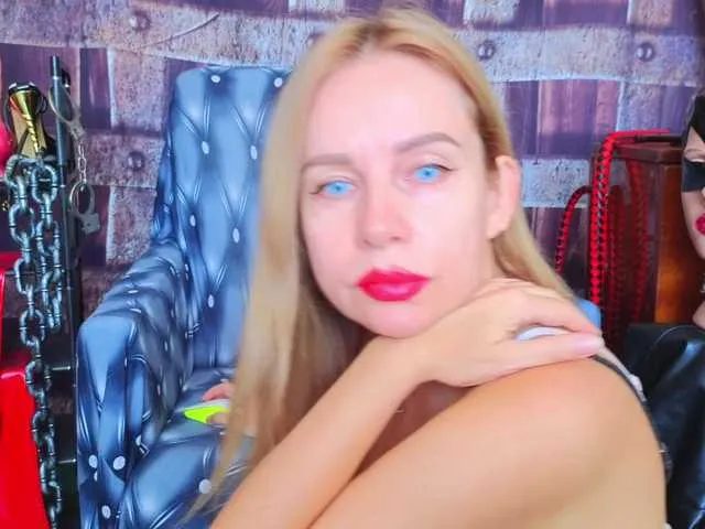 Live sex webcam photo for deluxekinky #291654132