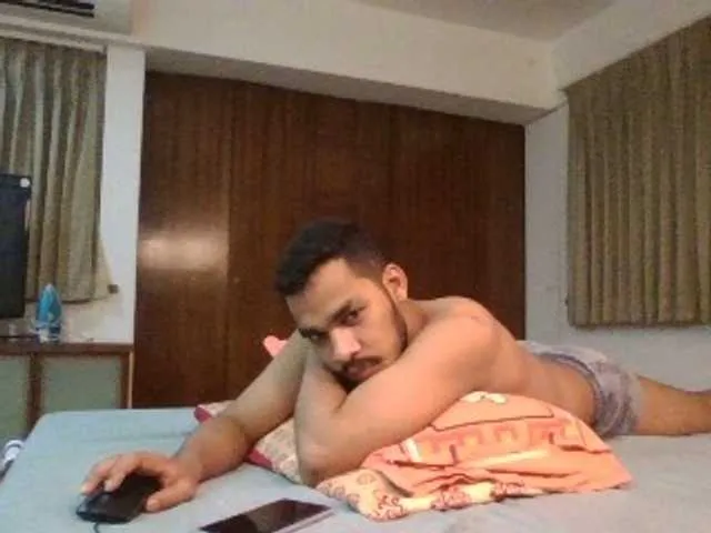 Live sex webcam photo for desiboylucifer #276508768