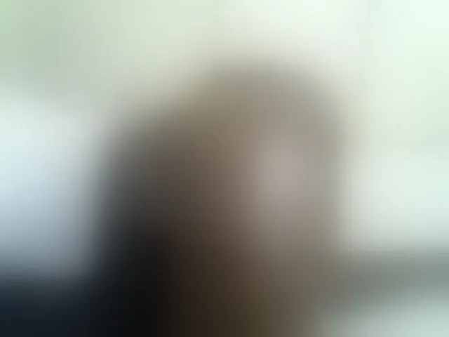 Live sex webcam photo for desirdoll23 #293471714