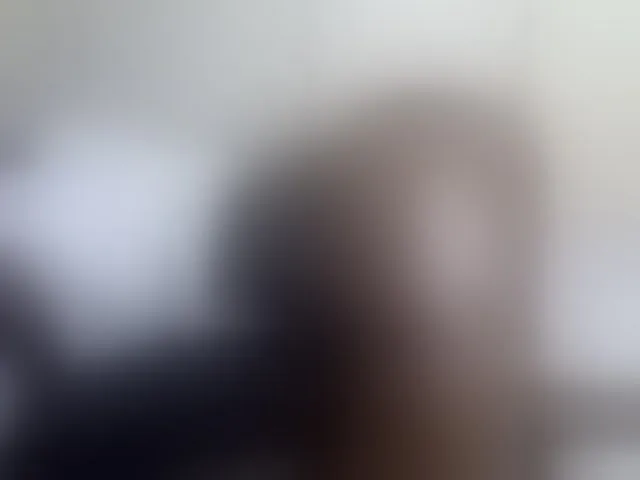 Live sex webcam photo for desirdoll23 #293478232