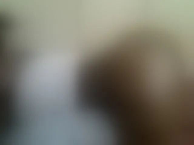 Live sex webcam photo for desirdoll23 #293575036