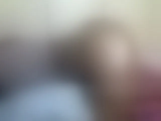 Live sex webcam photo for desirdoll23 #293579506