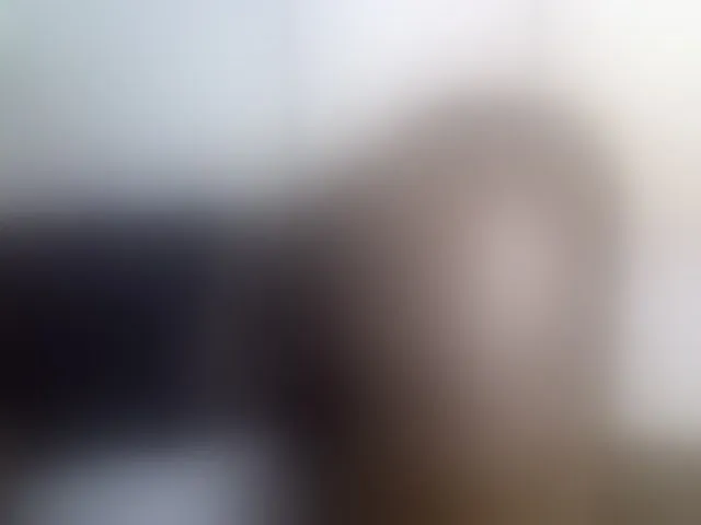 Live sex webcam photo for desirdoll23 #293621971