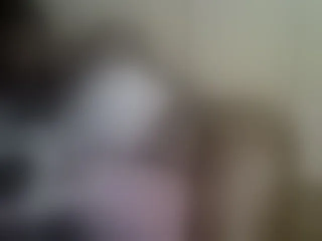 Live sex webcam photo for desirdoll23 #293675425
