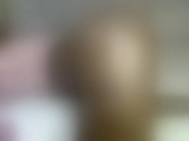 Live sex webcam photo for desirdoll23 #293837933