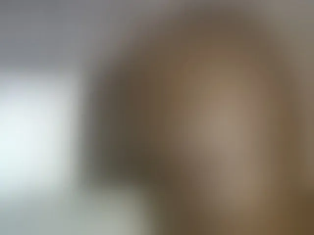 Live sex webcam photo for desirdoll23 #293904607