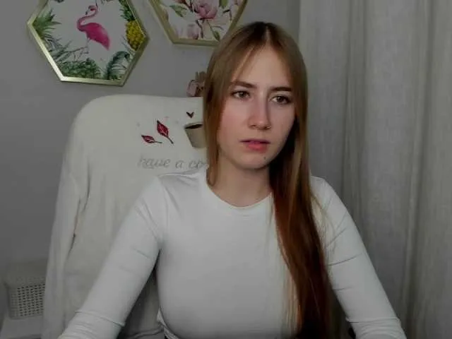 Live sex webcam photo for desireMegan #277035367