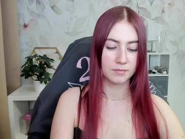 Live sex webcam photo for desireMegan #290301043